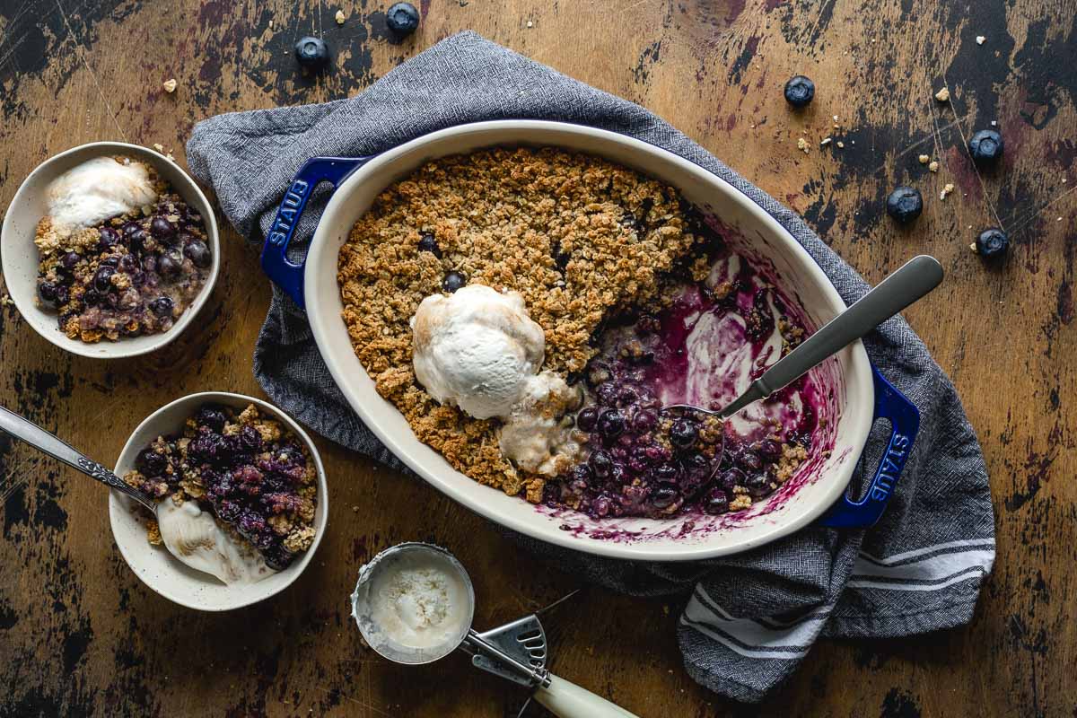 Quick Summer Grain-Free Blueberry Crisp: Bake in 40 Minutes